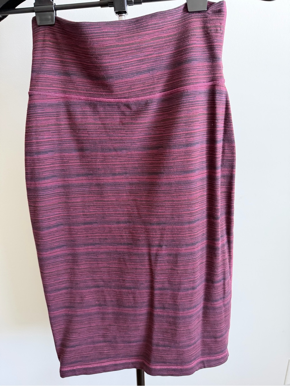 Lululemon Slim Knit Pencil Skirt in Raspberry Stripe